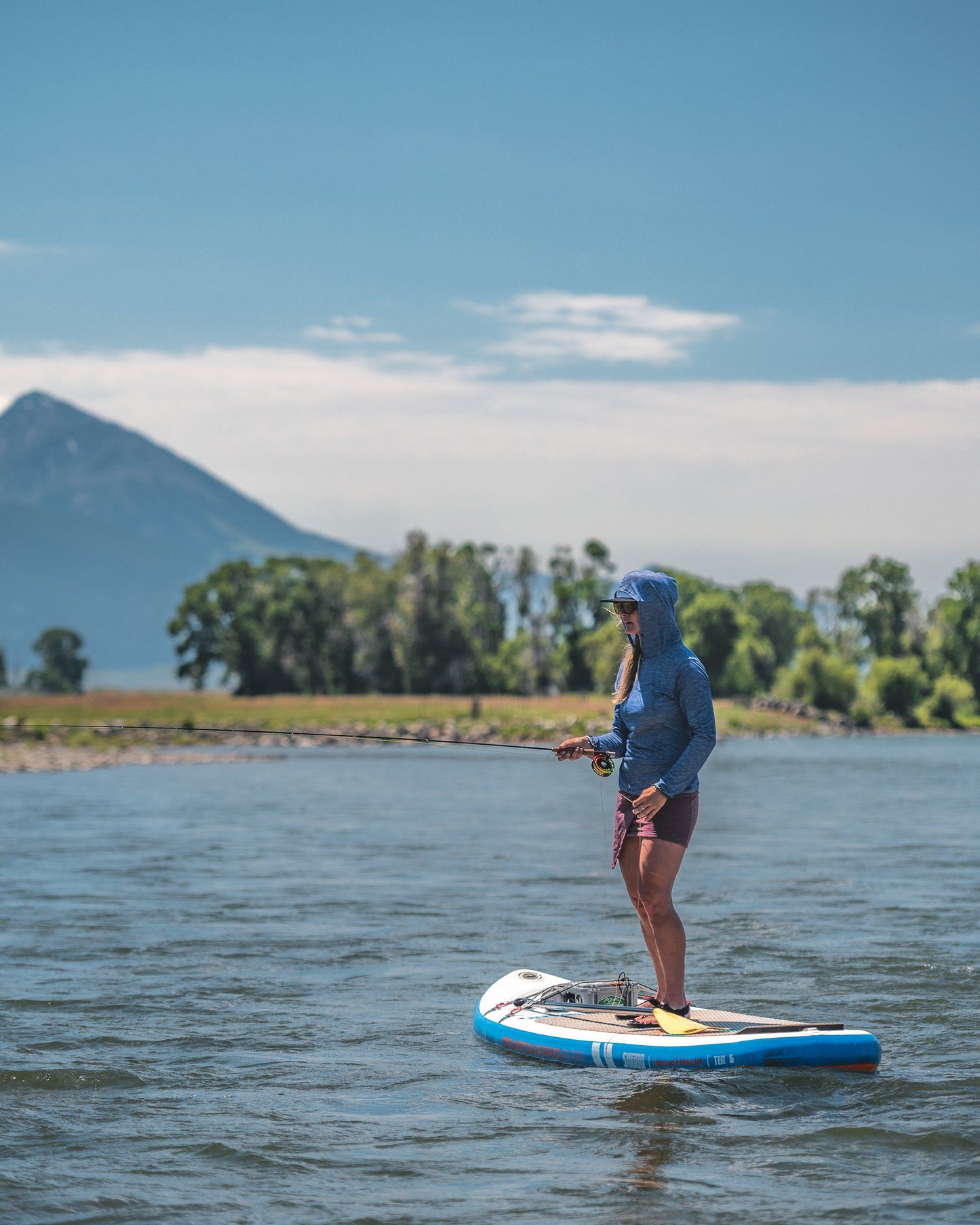 WOMEN'S RIVER RUN HOODIE