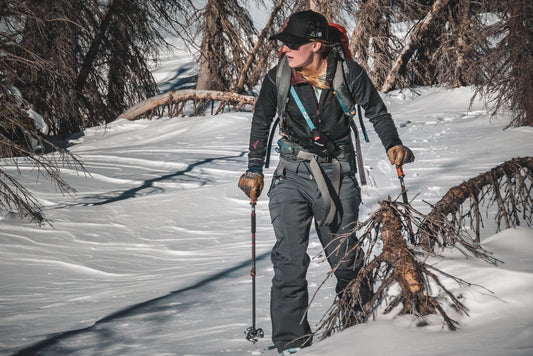 LOOK DAMN GOOD WITH THE HIGH-E HOODIE:  VOORMI® FEATURED IN FREESKIER
